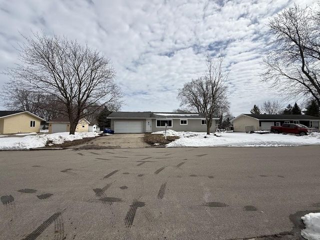 209 N 7TH AVENUE, Winneconne, WI 54986