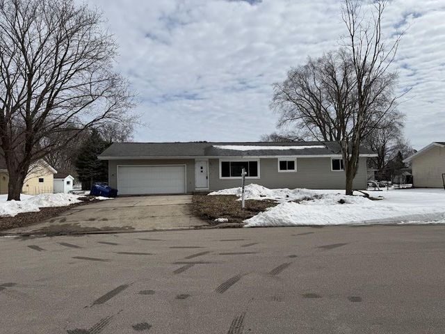 209 N 7TH AVENUE, Winneconne, WI 54986