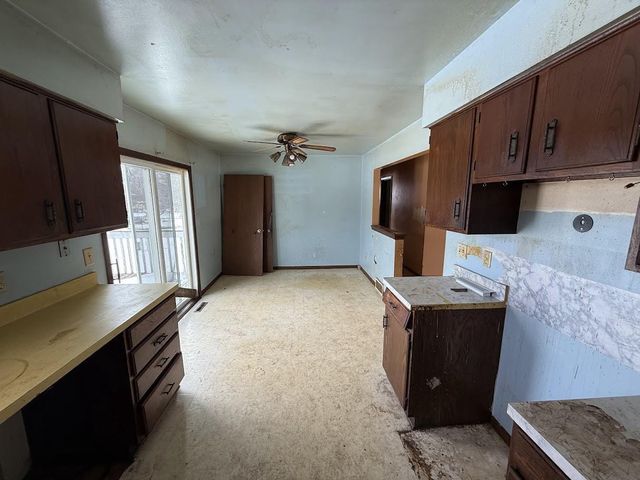 209 N 7TH AVENUE, Winneconne, WI 54986