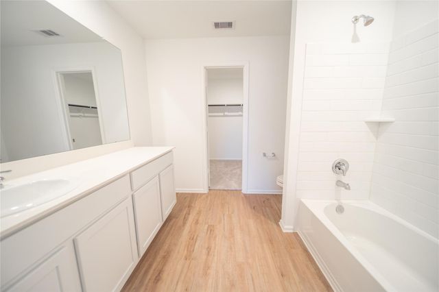 9530 Brookside Point Drive, Baytown, TX 77521