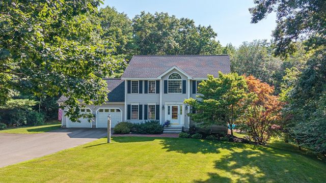 27 Aldrich Street, Litchfield, NH 03052