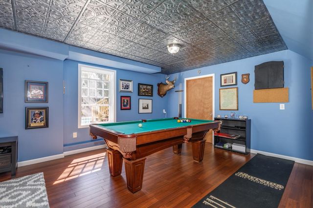 27 Aldrich Street, Litchfield, NH 03052
