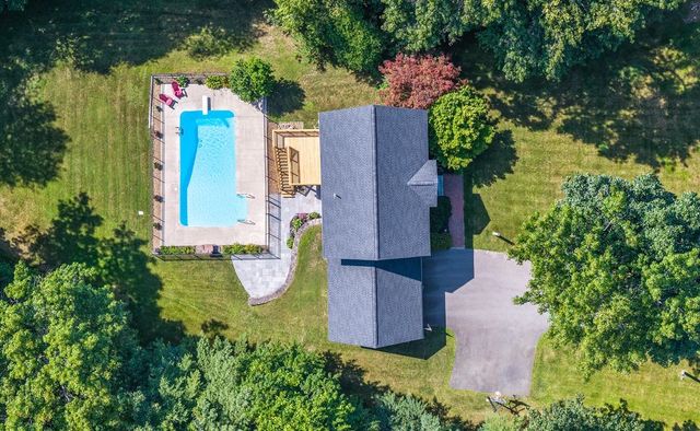 27 Aldrich Street, Litchfield, NH 03052