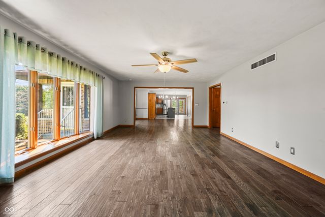 6813 E County Road 200 N, Greensburg, IN 47240