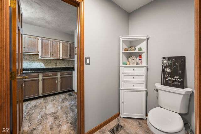 6813 E County Road 200 N, Greensburg, IN 47240