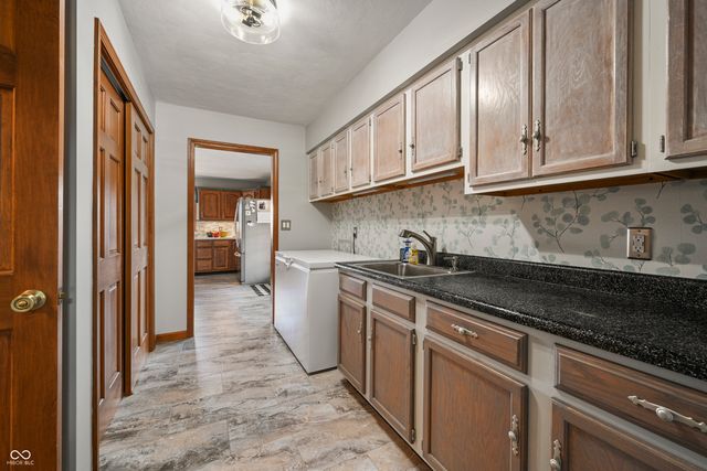 6813 E County Road 200 N, Greensburg, IN 47240