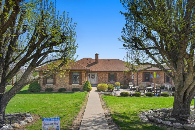 6813 E County Road 200 N, Greensburg, IN 47240