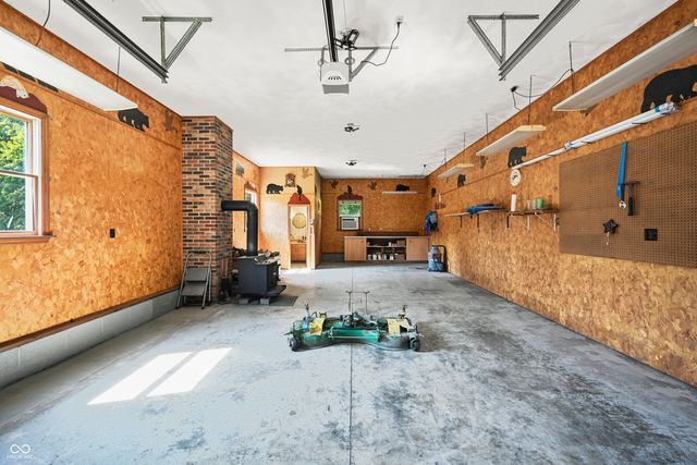 6813 E County Road 200 N, Greensburg, IN 47240