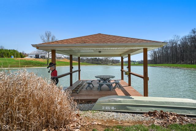 6813 E County Road 200 N, Greensburg, IN 47240