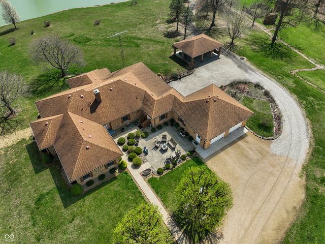 6813 E County Road 200 N, Greensburg, IN 47240