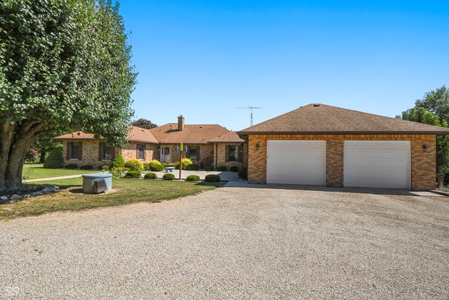 6813 E County Road 200 N, Greensburg, IN 47240