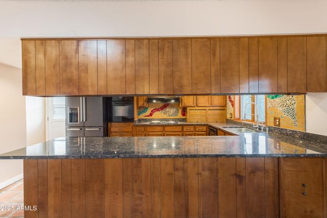 4960 S NEZ PERCE Avenue, Sierra Vista, AZ 85650