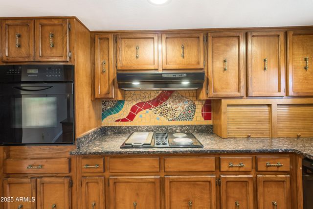 4960 S NEZ PERCE Avenue, Sierra Vista, AZ 85650