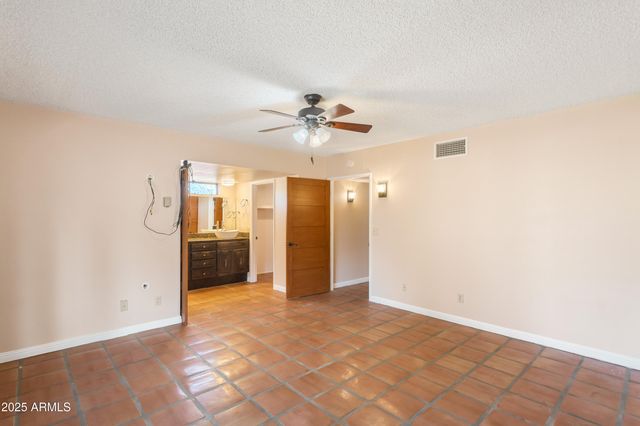 4960 S NEZ PERCE Avenue, Sierra Vista, AZ 85650