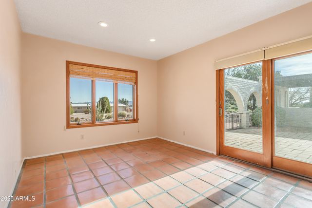 4960 S NEZ PERCE Avenue, Sierra Vista, AZ 85650