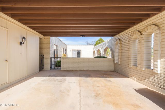 4960 S NEZ PERCE Avenue, Sierra Vista, AZ 85650