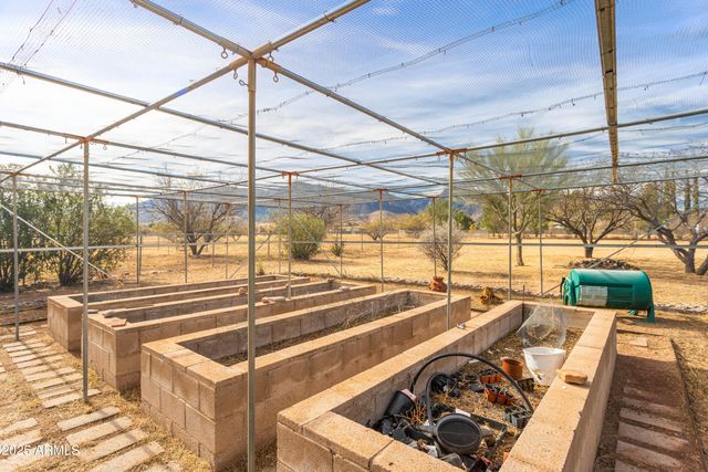 4960 S NEZ PERCE Avenue, Sierra Vista, AZ 85650