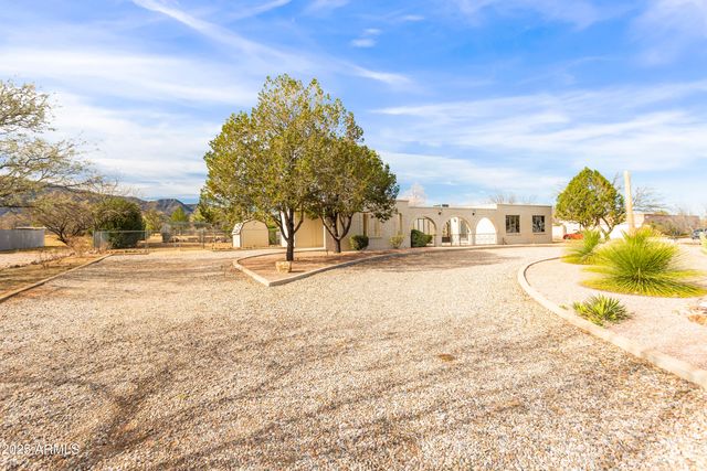 4960 S NEZ PERCE Avenue, Sierra Vista, AZ 85650