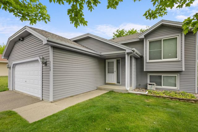 2408 Crestmount Lane, Burnsville, MN 55306