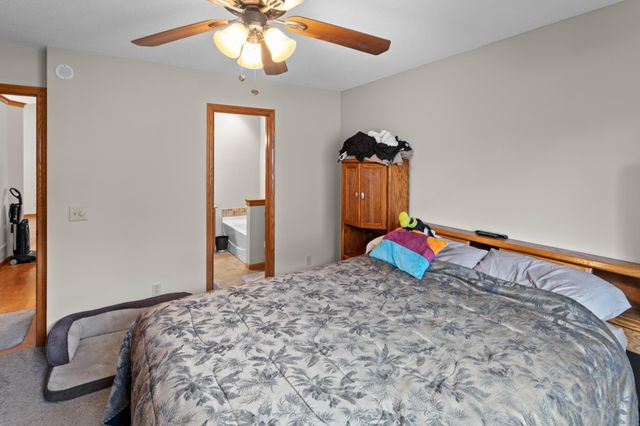 2408 Crestmount Lane, Burnsville, MN 55306
