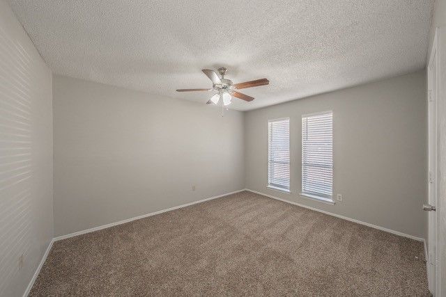 876 Dogwood Trail, Lancaster, TX 75146