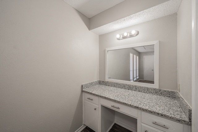 876 Dogwood Trail, Lancaster, TX 75146