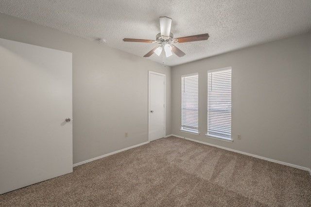 876 Dogwood Trail, Lancaster, TX 75146