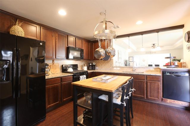 437 Holiday Creek Lane LN, Georgetown, TX 78633