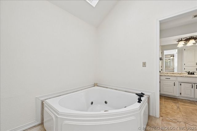 6307 E 96th Street, Tulsa, OK 74133