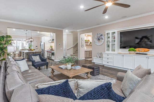 3112 Jaffrey St, Roseville, CA 95747