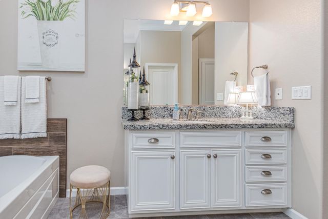 3112 Jaffrey St, Roseville, CA 95747