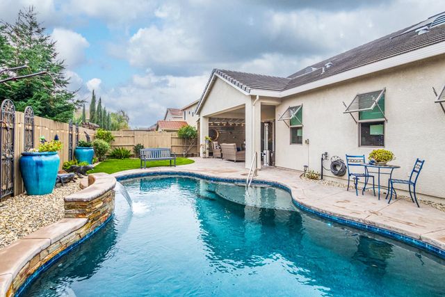 3112 Jaffrey St, Roseville, CA 95747