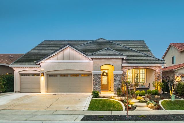 3112 Jaffrey St, Roseville, CA 95747