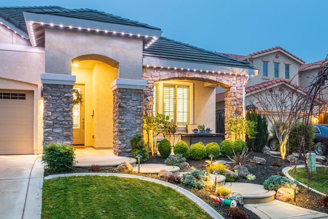 3112 Jaffrey St, Roseville, CA 95747