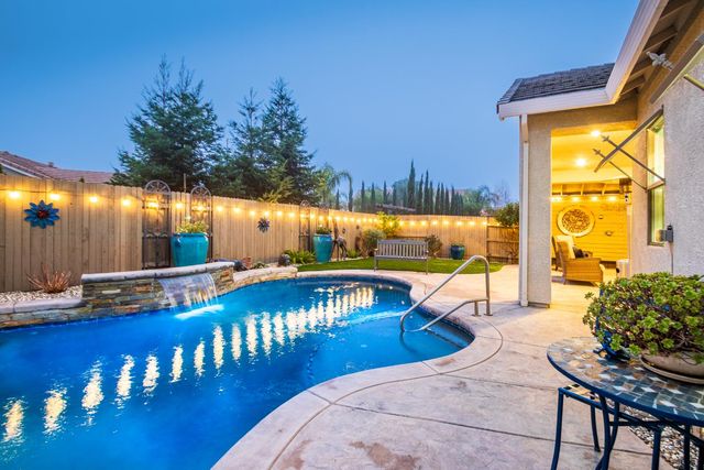 3112 Jaffrey St, Roseville, CA 95747