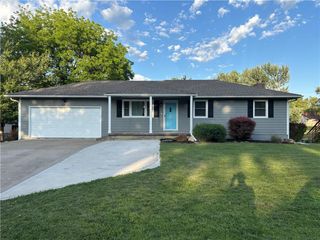 1015 S Elm Street, Ottawa, KS 66067