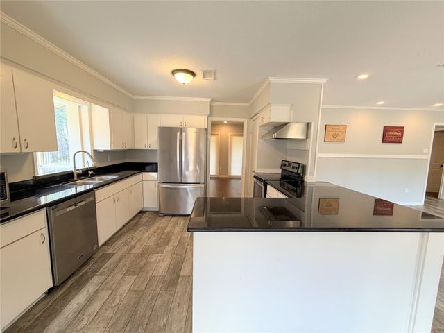5019 Yarwell Drive, Houston, TX 77096