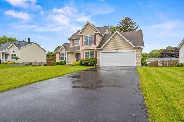 52 Cashmere Lane, Irondequoit, NY 14609