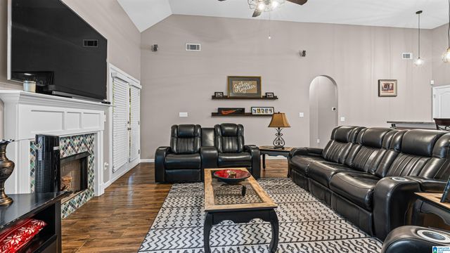 6397 LETSON FARMS ROAD, Bessemer, AL 35022