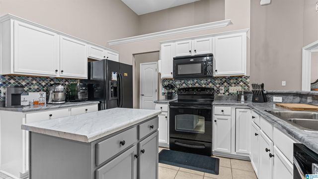 6397 LETSON FARMS ROAD, Bessemer, AL 35022