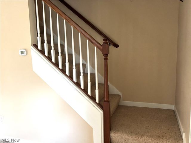 12 Cambridge Glen, Columbiana, OH 44408