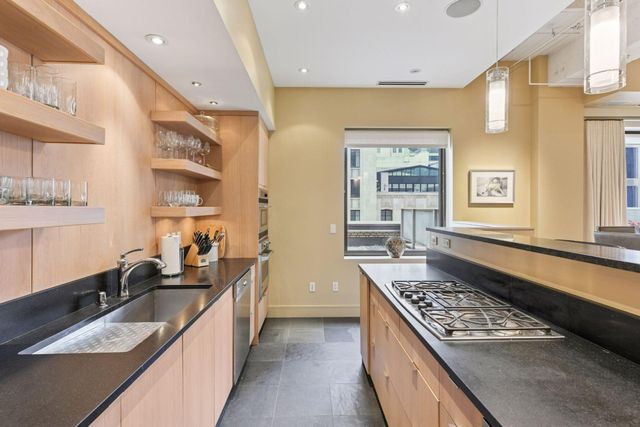 601 Marquette Avenue 403, Minneapolis, MN 55402