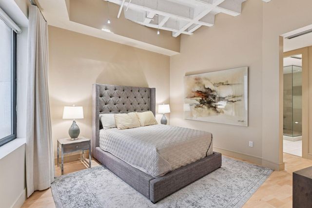 601 Marquette Avenue 403, Minneapolis, MN 55402