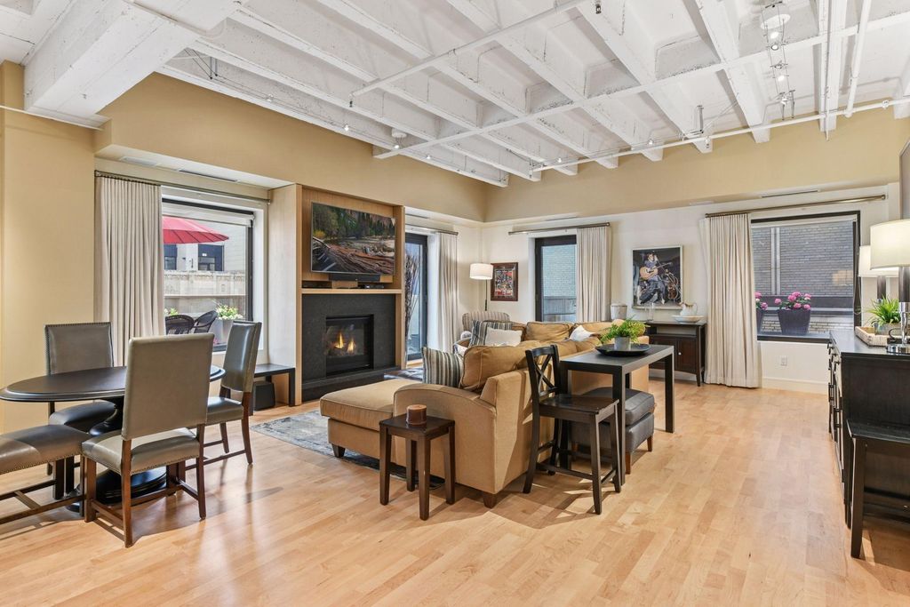 601 Marquette Avenue 403, Minneapolis, MN 55402