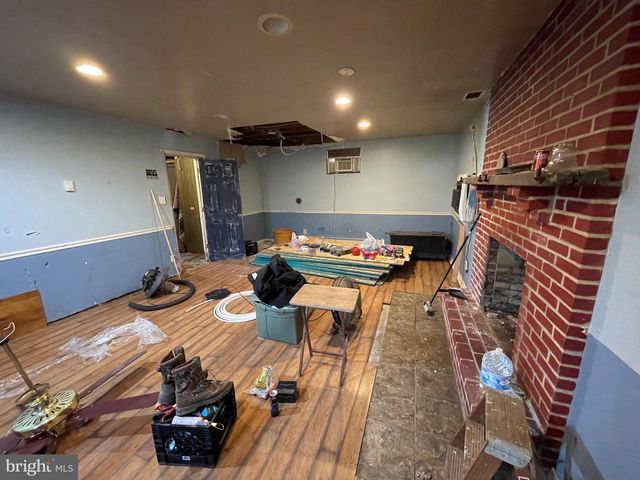4 TRUCE RD, New Providence, PA 17560