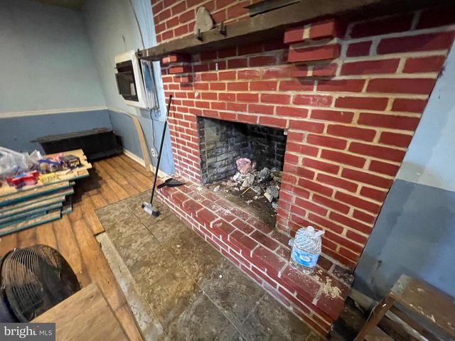 4 TRUCE RD, New Providence, PA 17560