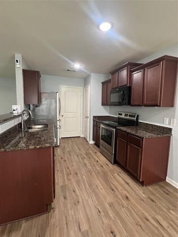 5502 Rainbow Road, Baytown, TX 77523