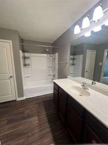 5502 Rainbow Road, Baytown, TX 77523