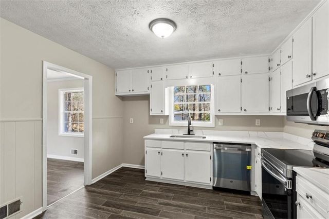 3800 Leisure Lane, Atlanta, GA 30349