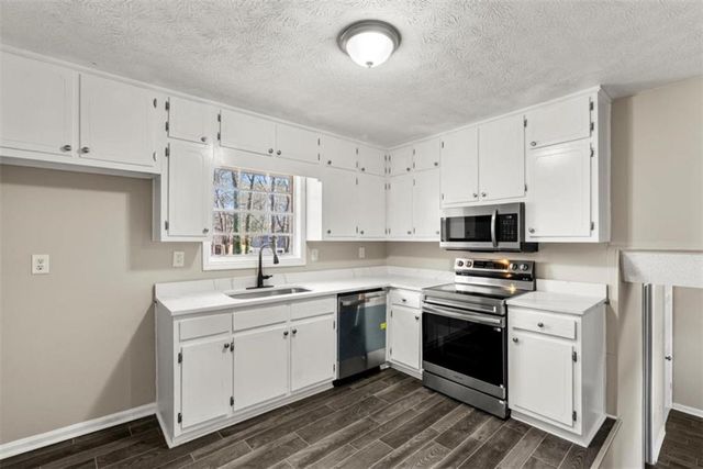 3800 Leisure Lane, Atlanta, GA 30349